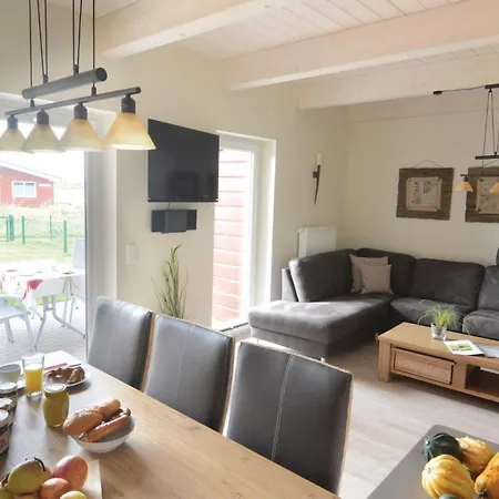 3 Bedroom Lovely In Сasa de vacaciones *
